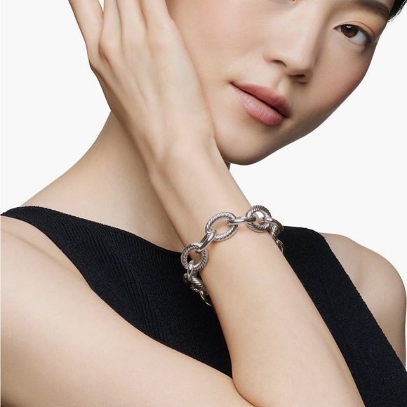 DAVID YURMAN Oval Link Chain Bracelet in Sterling Silver 17mm - Picture 5 of 6